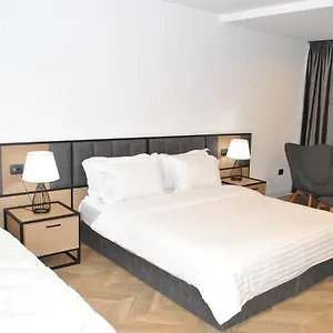 Hotel Prime, Tirana